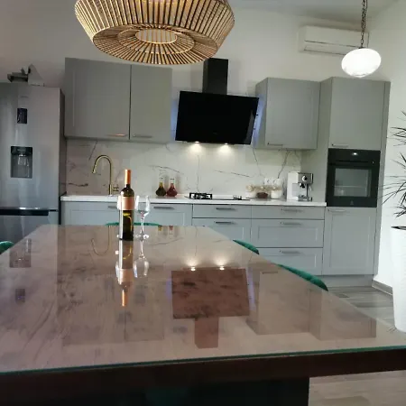 Apartament Luxury Tamaris By The Sea Nin