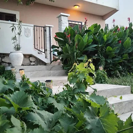 Luxury Tamaris By The Sea Apartament *